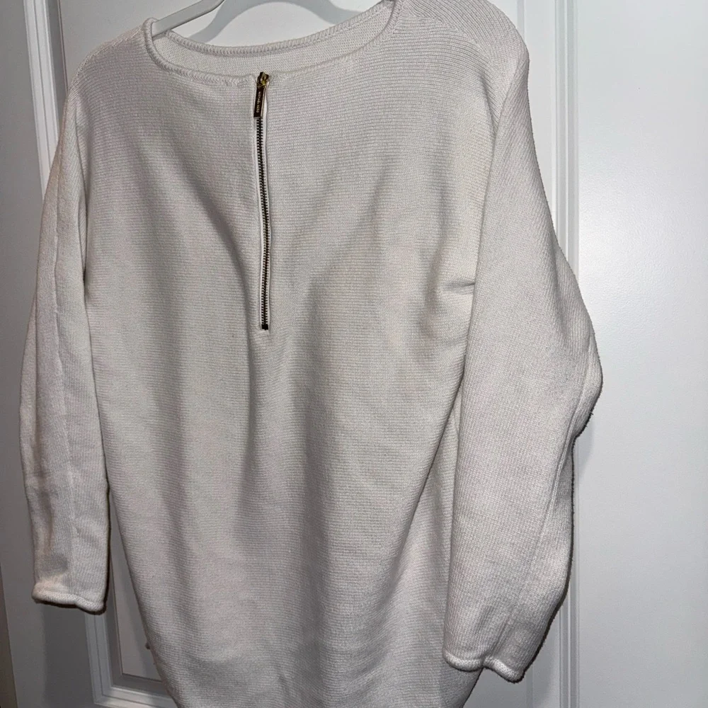 Micheal Kors Women White Crew neck sweater with zip up back top size Small